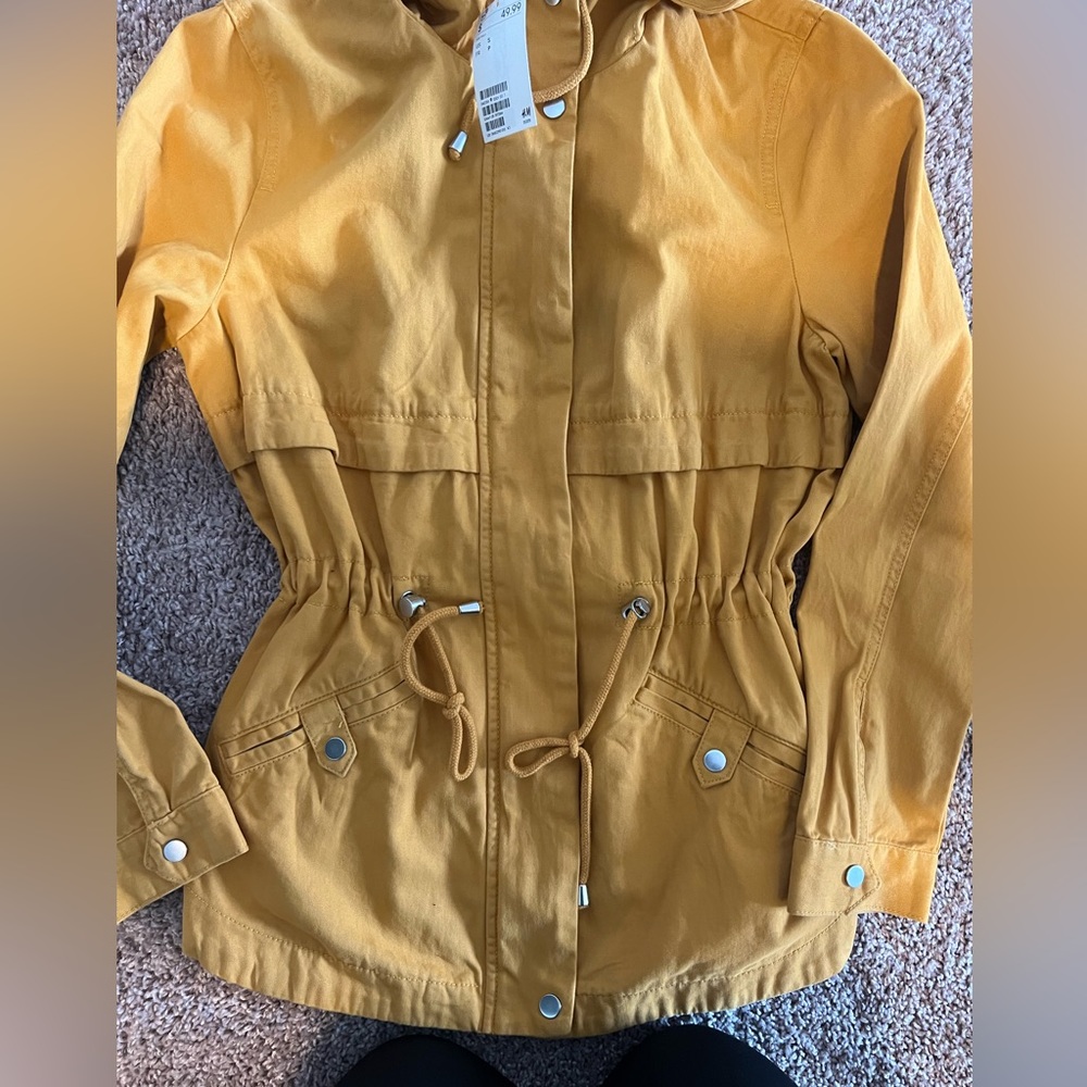 H&M Gold Jacket - Picture 5 of 5